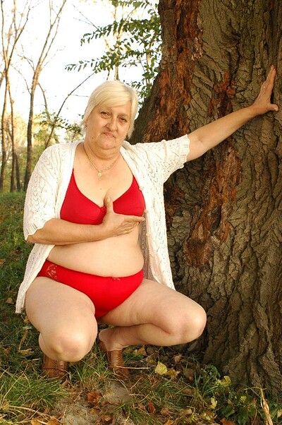 Anna Mary in Anna Mary Granny Fuck from 