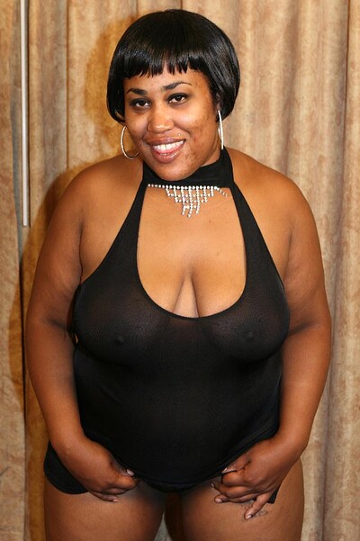 Nomi in Tight Pussy Ebony BBW Sasha from 