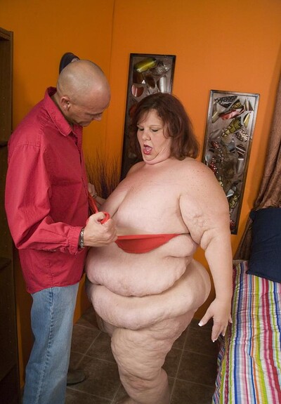 Sweet Cheeks in Sexy BBW Sweet Cheeks from 