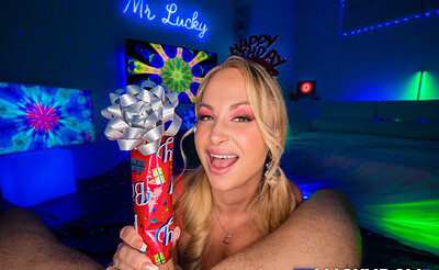 Katalina Kyle in from
