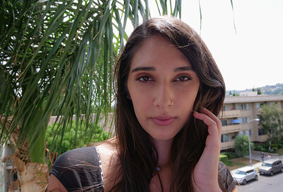 Aria Sloane in from