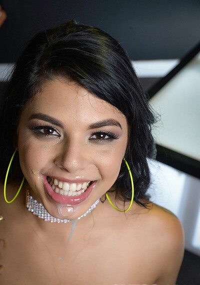 Gina Valentina in  from 