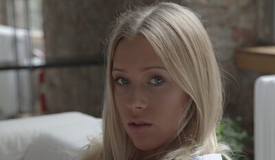 Teena Dolly in The natural beauty of Teena Dolly from 