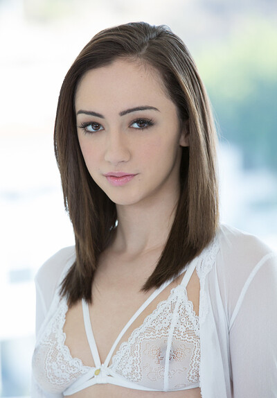 Lily Jordan and Joss Lescaf in Seeking Arrangements from 