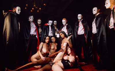 Maitland Ward and Lulu Chu in Mistress Maitland 2: Teeth from 