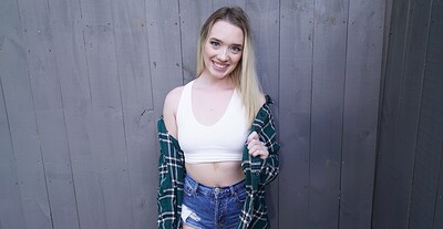 Juliette Mint in Yngr from