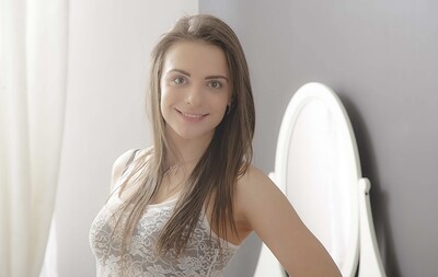 Silvia Jons in  from 