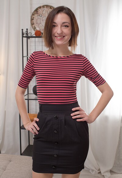 Liona Bee in Leona from 