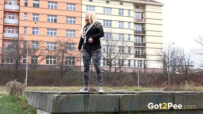 Jenna Lovely in Jena Relieves Herself from 