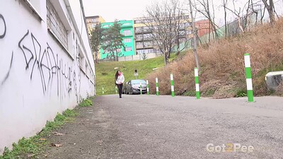 Lara Fox in Bursting to Piss from 