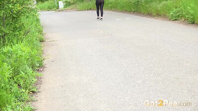 Lara Fox in Lycra Down from 