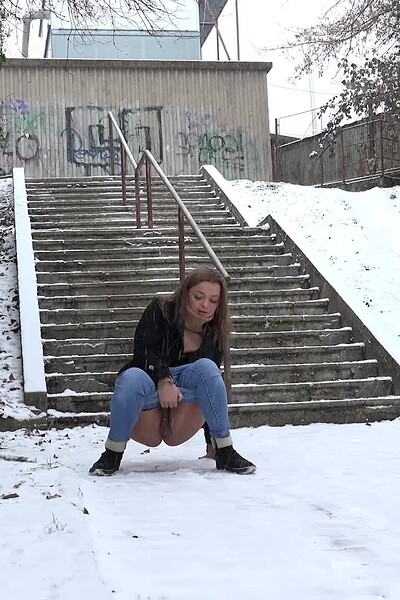 Got2Pee Dafne Snowy Steps