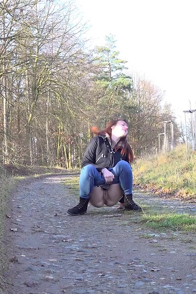 Got2Pee Amanda Hill Amanda In Denims