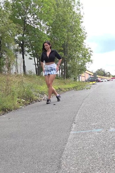 Got2Pee Isabel Dark Confident Isabel