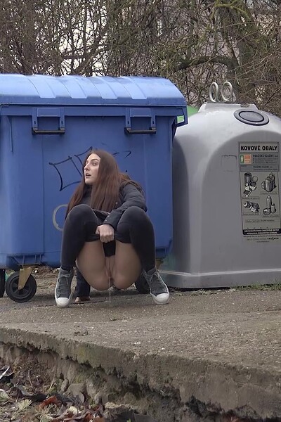 Got2Pee Katy Rose Public And Long