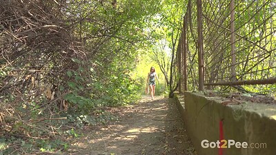 Vanessa Leone in Zooming In from