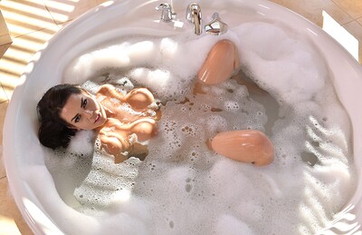 Chloe Lamour in Butler Blowjob from