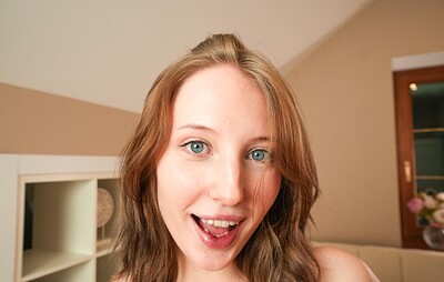 Emma Korti in Emma Korti shows us her juicy ass from 