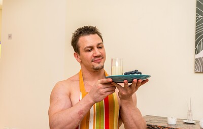 Maddy Nelson and Steve Hardy in Cake & cunnilingus day from 
