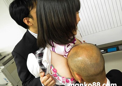 Shizuku Futaba in Sex at work with my bosses from 