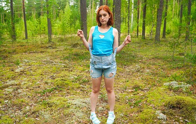 Fergy Croak in Fergy rubs in nature from