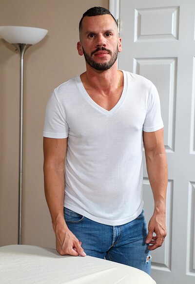 Marco Lorenzo and Amone Bane in Hot gay massage from 