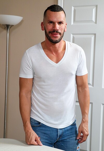 Marco Lorenzo and Amone Bane in Hot gay massage from 