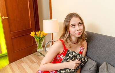 Alice Flore and Mia Murkovski in Alice and Mia use their tongues from 