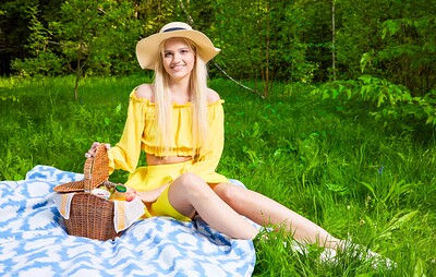 Novella Night and Viper Tor in Picnic day from 