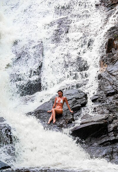 Candice Demellza in Beautiful view from 