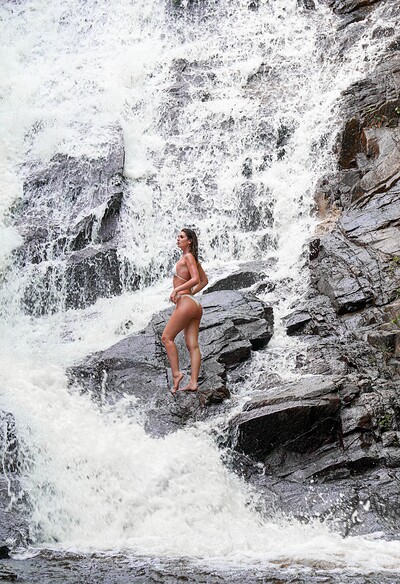 Candice Demellza in Beautiful view from 
