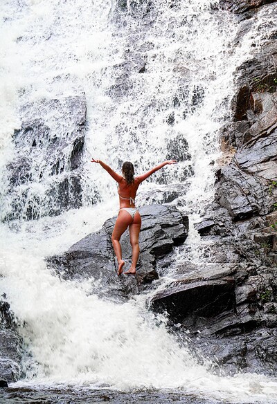 Candice Demellza in Beautiful view from 