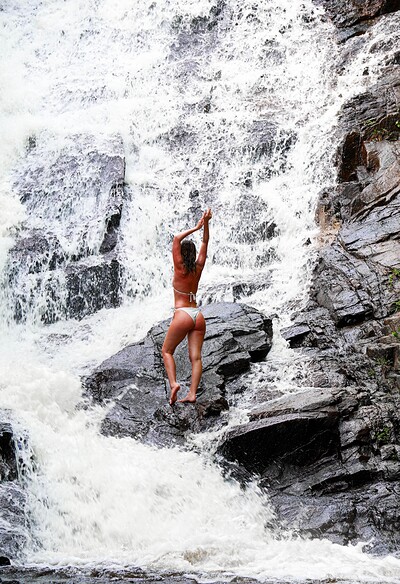 Candice Demellza in Beautiful view from 