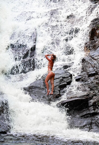 Candice Demellza in Beautiful view from 