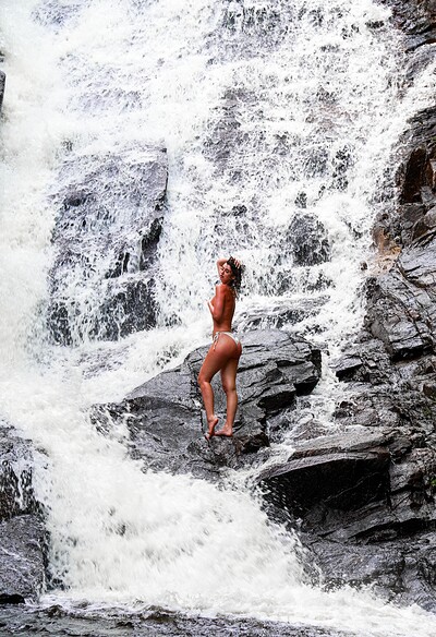 Candice Demellza in Beautiful view from 