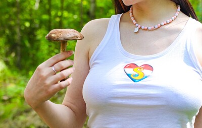 Janyk Brones in Janyk Brones has soft boobs from