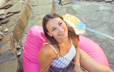 Sumiko Smile and Ilias Purlo in Internation Eat Outside Day from