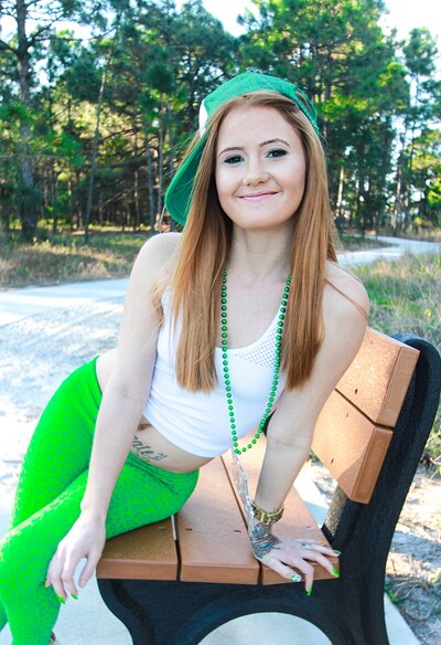 Molly Pop in Irish ginger sucks dick on St. Patricks Day from 