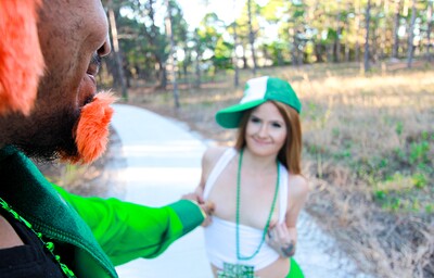 Molly Pop in Irish ginger sucks dick on St. Patricks Day from 