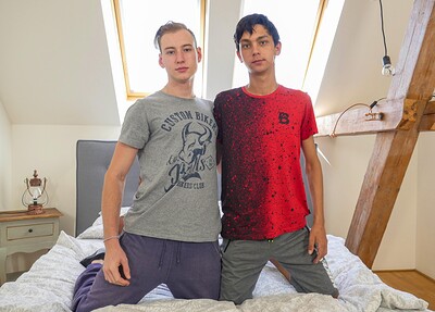 Casper Ivarsson and Carlos Costa in Naked, horny, alone and ready for action from 
