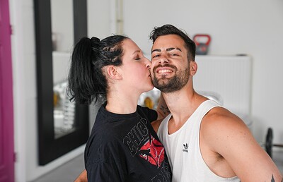 Kelly Star NL and Donny Bunny in Sporten is lekker... met Kelly Star! from