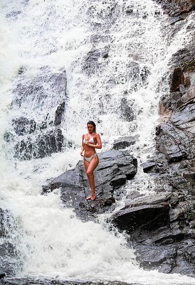 Arousins Candice Demellza Beautiful view
