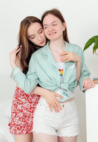 Club Sweethearts Erika Mori You can look but you can’t touch