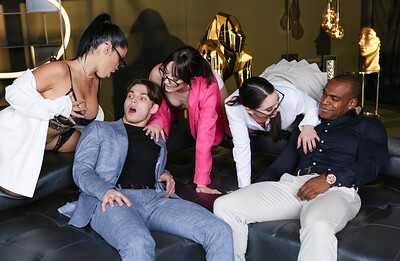 Sara Diamante and Helena Valle in Business Class Anal, DP & Squirt Orgy from