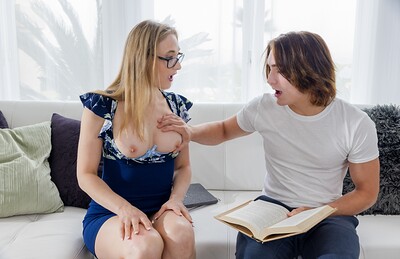 Ophelia Kaan and Axel Haze in Tutor Motivation from