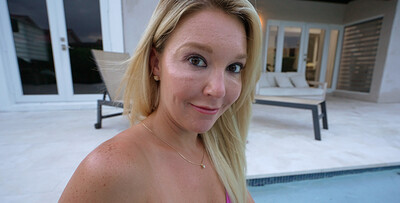Laura Bentley in Stepmom Has No Regrets - S11:E1 from