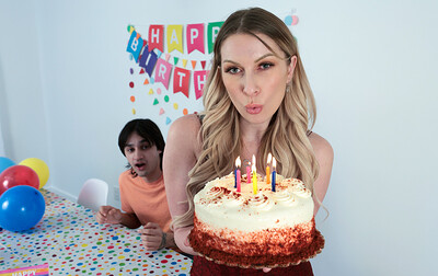 Sydney Paige in Moms Birthday Surprise - S6:E3 from