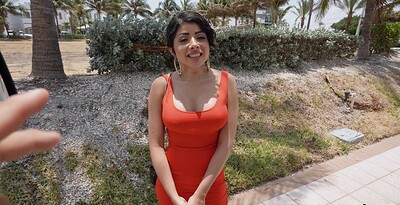 Daya Dare in Engineer Who Swallows from