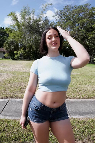 Lucy Lotus, without a bra, accepted money and water in the heat, then revealed her wet, perfect breasts before peeling off shorts to expose her pink pussy for Kaby Snow to orally pleasure and have sex with.
