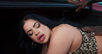Lissa Aires and Sheem The Dream in Drive Thru Her from